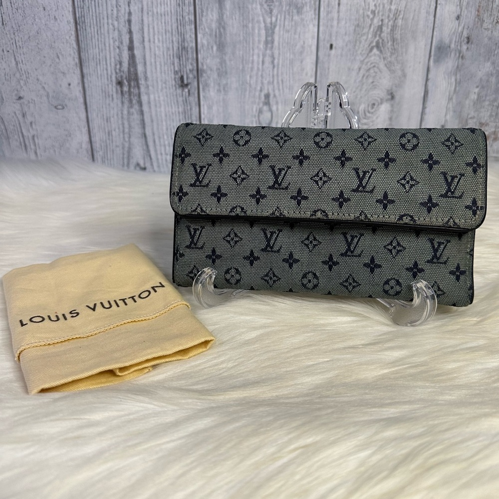 LOUIS VUITTON denim passport wallet